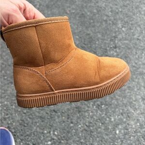Cat & Jack Kids Tan Suede-Look Winter Boots